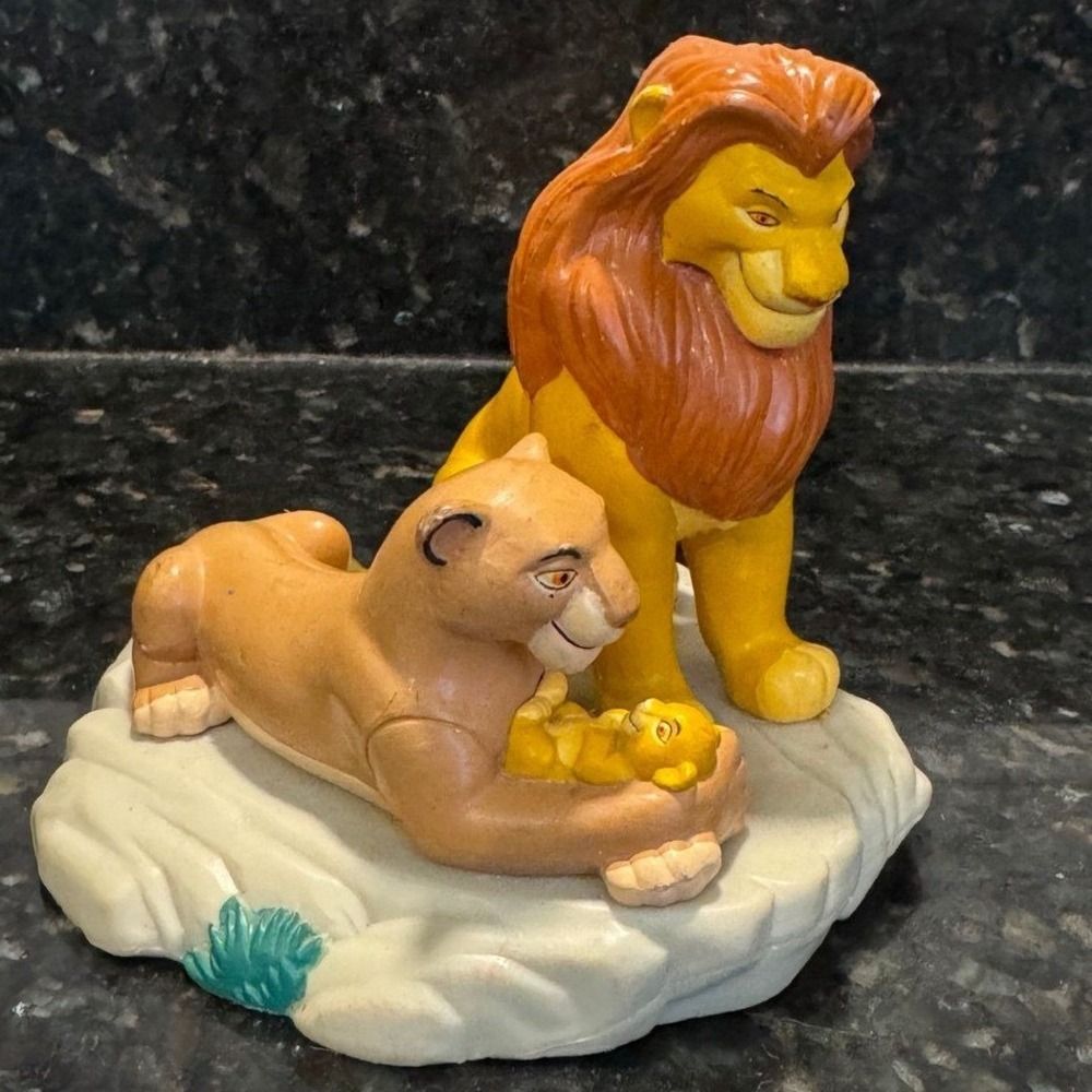 Disney The Lion King VTG 1994 Mufasa Sarabi Simba Special Edition 4" Figurine